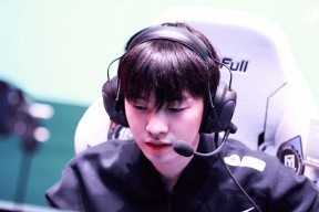 九游官网关于RNG观众热烈欢呼！，JackeyLove迎来七赛季出色发挥热度持续攀升的信息